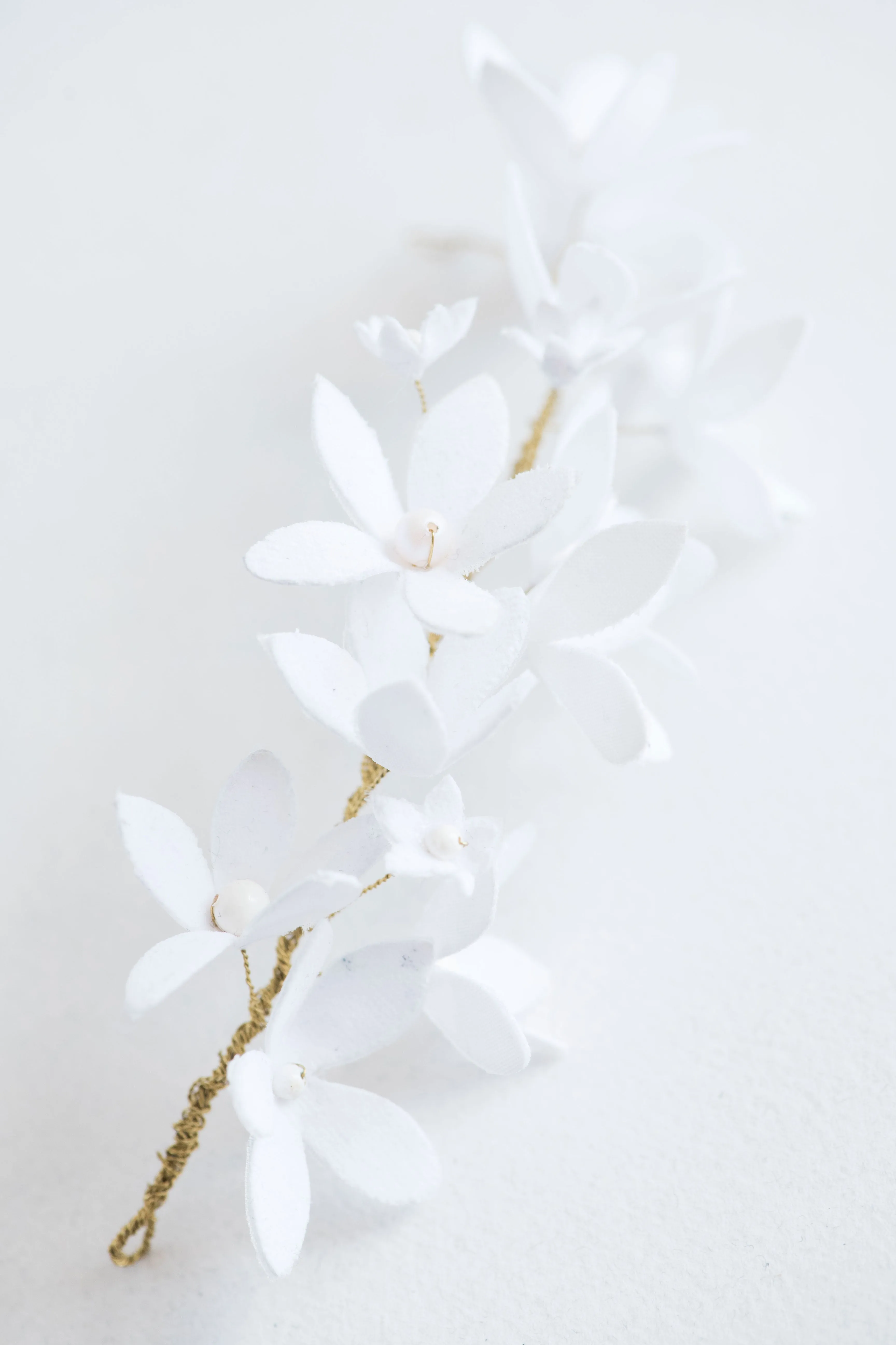 Bridal floral hair vine - LIUCINA