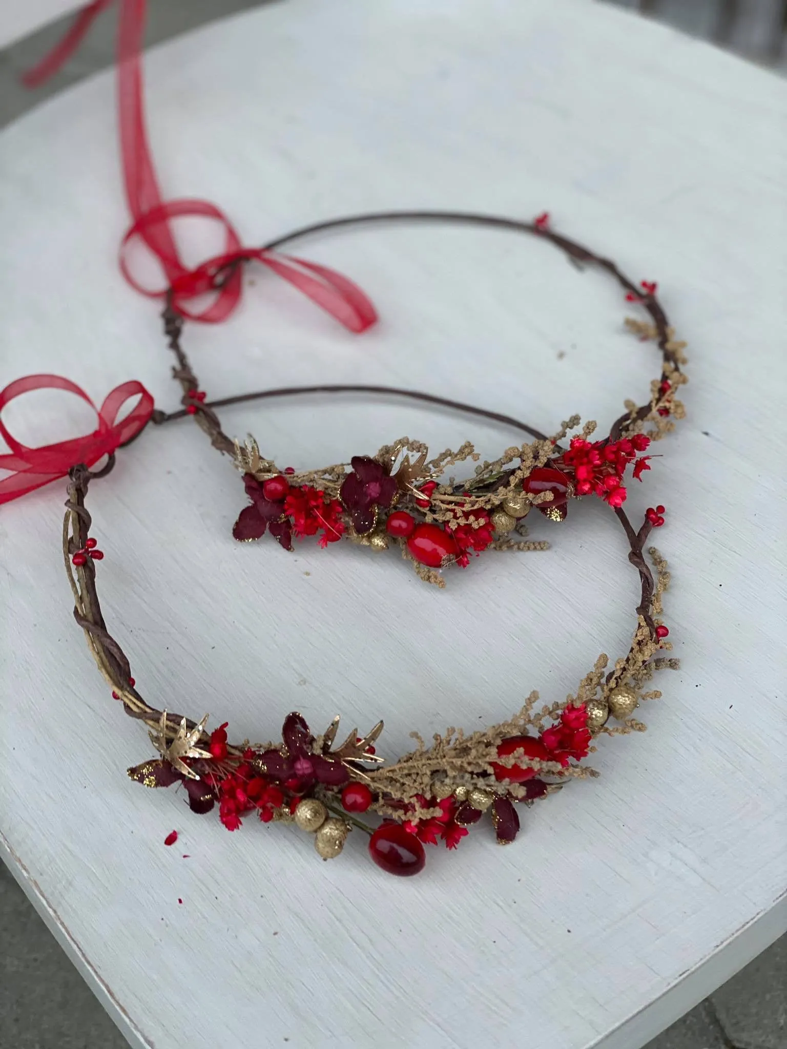 Christmas mom and daughter hair crown Red flower hair wreaths Winter photoshoot Mummy and daughter photoshoot Xmas present Magaela handmade