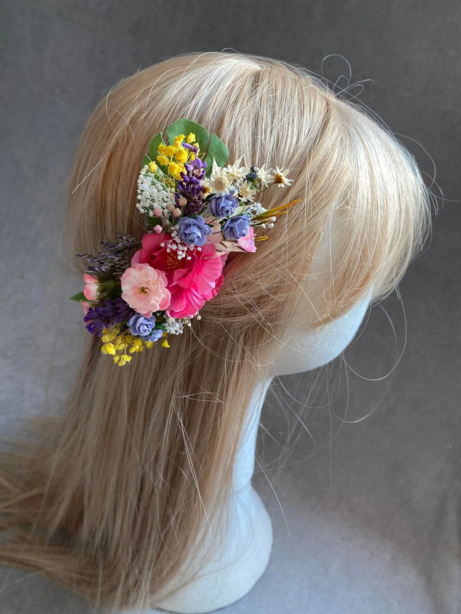 Colourful flower hair comb