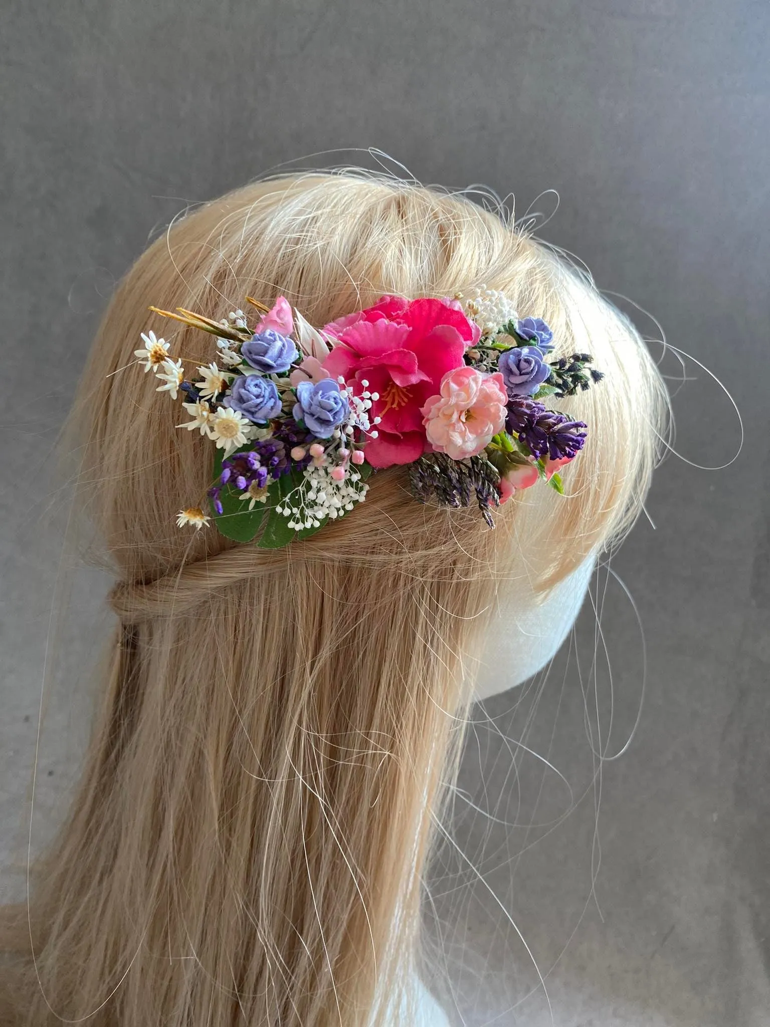 Colourful flower hair comb