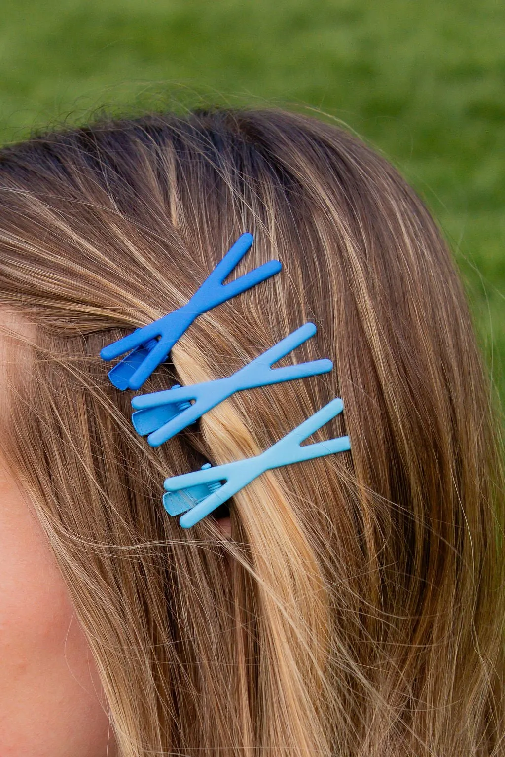 Criss Cross Bobby Pins