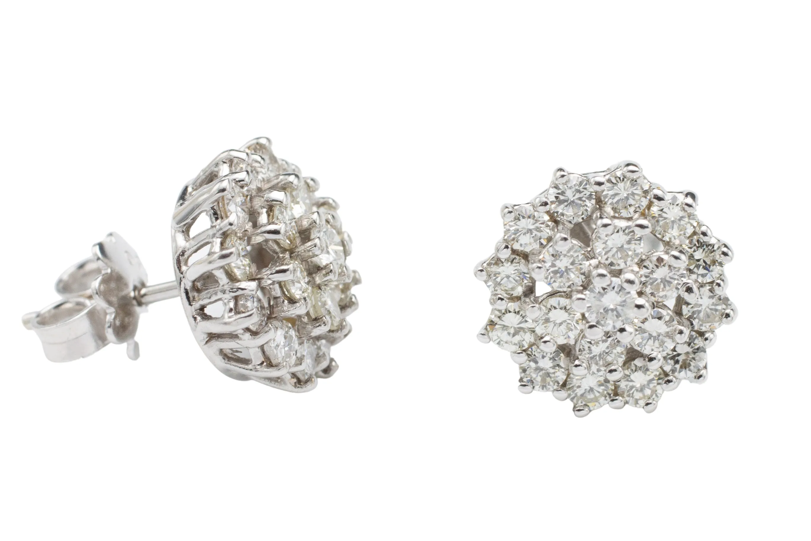 Diamond cluster studs in 18 carat gold