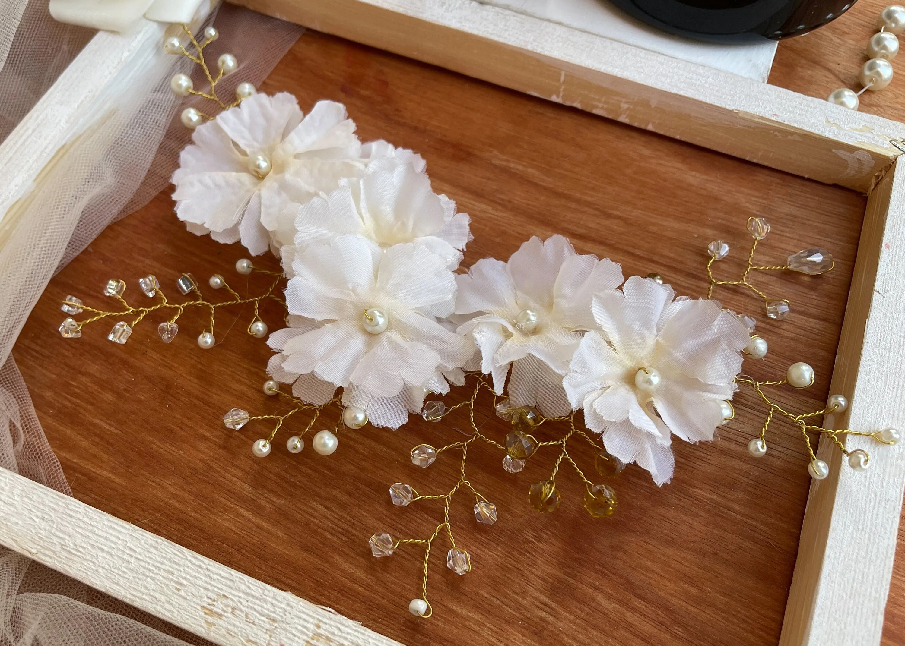 Gold Bridal Hair Vine With Ivory Flowers, Wedding Comb, Wedding Hair Piece, Wedding Hair Comb, Hair Vine Wedding, Gold Hair Jewelry ~H-17