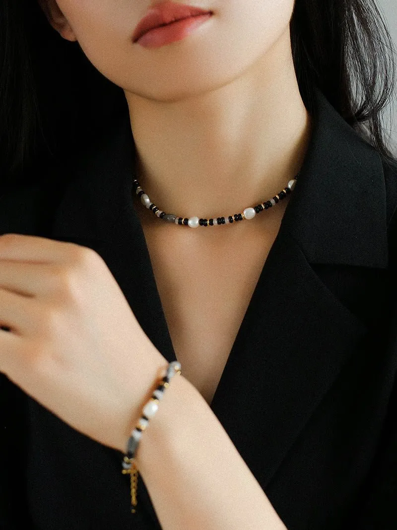Multiple Irregular Colored Agates Jade Bracelet-Black