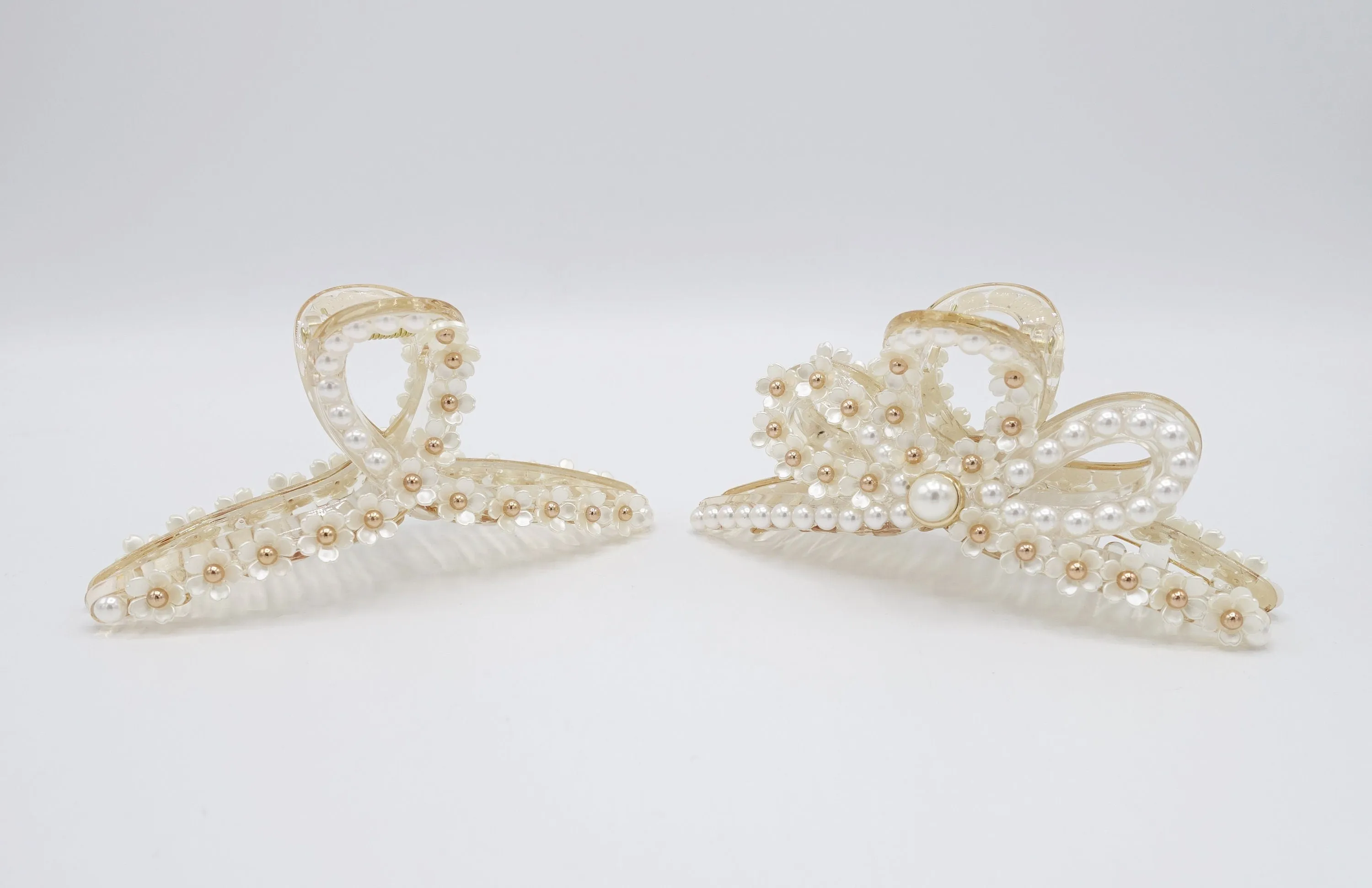 pearl flower claw, pearl hair claw, elegant hair claw for women