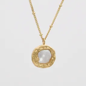 Poppy Pearl Necklace