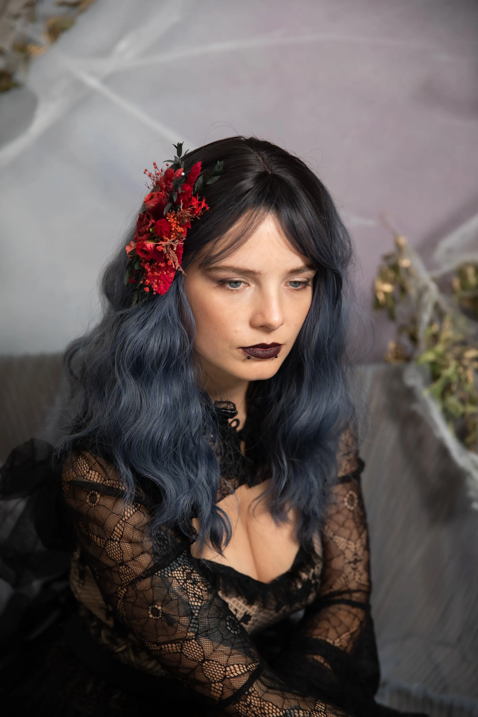Red bridal flower hair comb