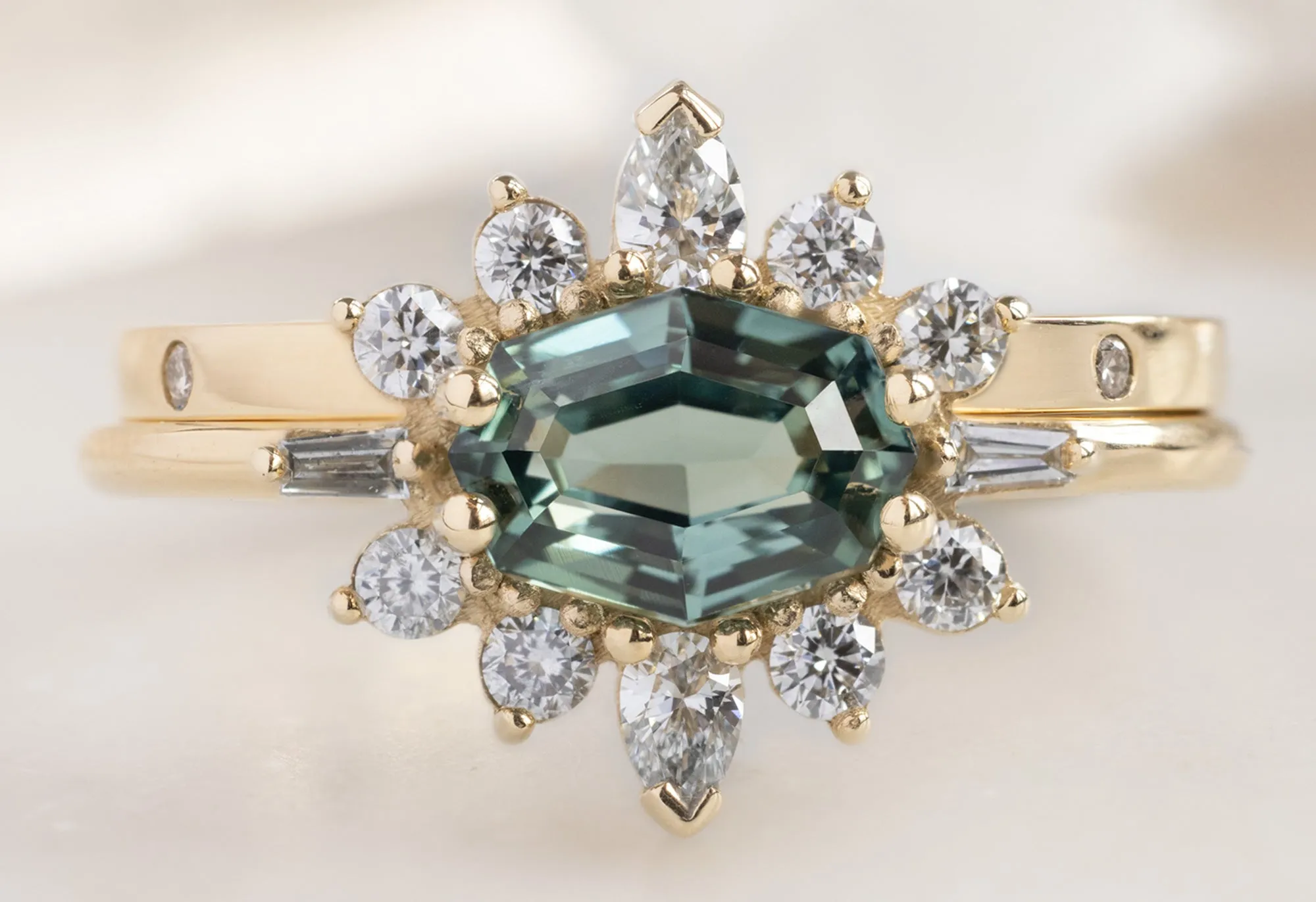 The Lotus Ring with a Geometric Sapphire