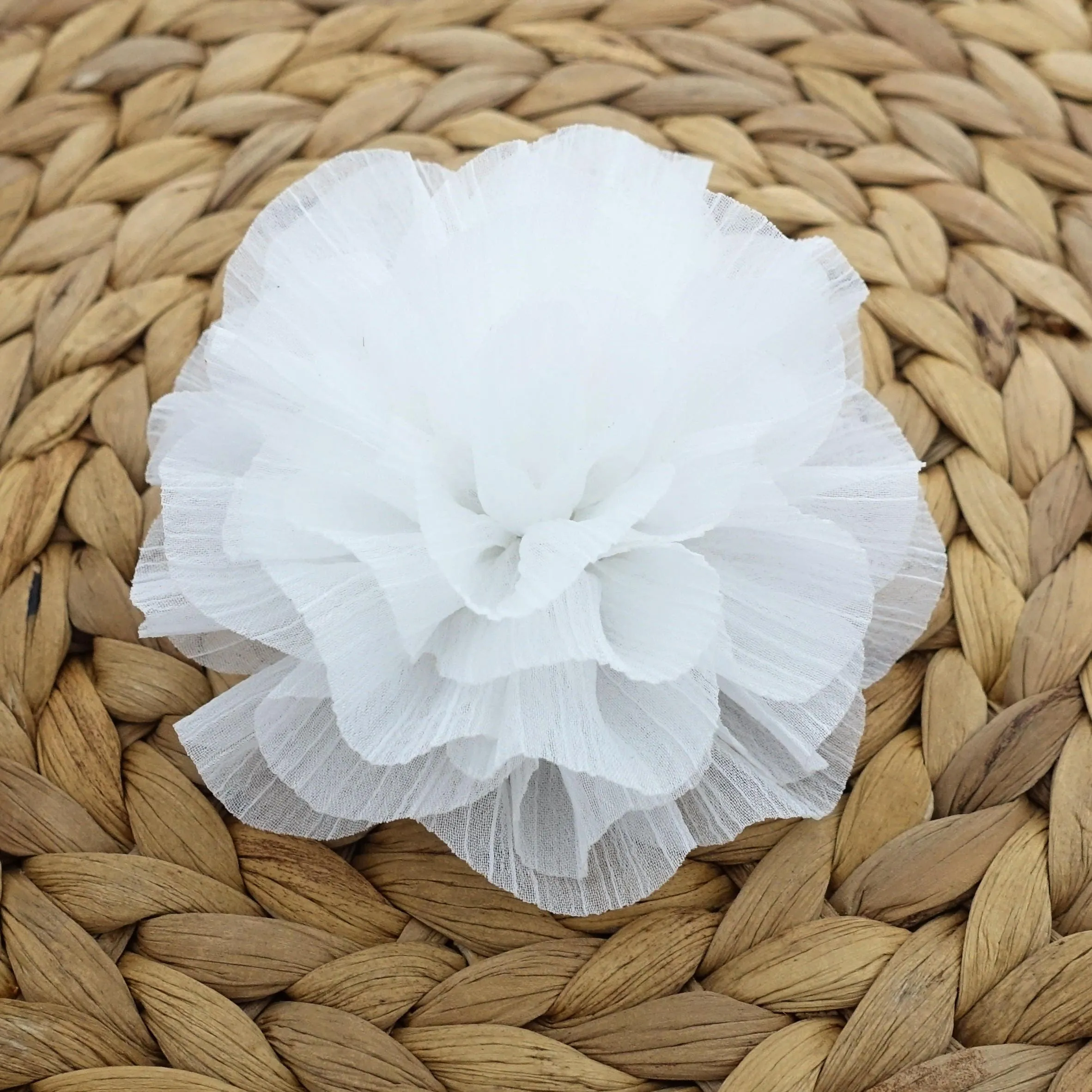 White Flower Hair Clip Corsage Wedding Bride Hair Clip Multi Functional Flower Accessory Collection 2